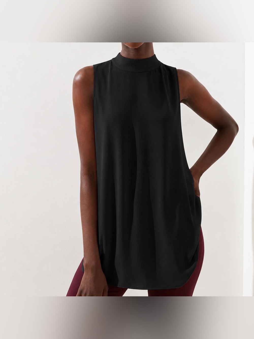 Ann Taylor LOFT Black Sleeveless Mock Neck Blouse, size L